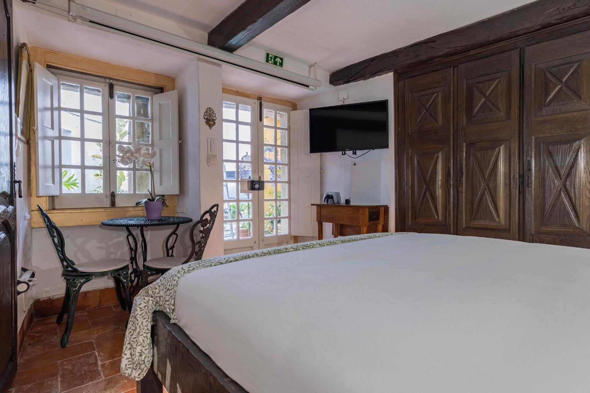 Small Cozy Room In Palace Patio With Hot Tub And Snooker - Sintra Wow Exteriör bild